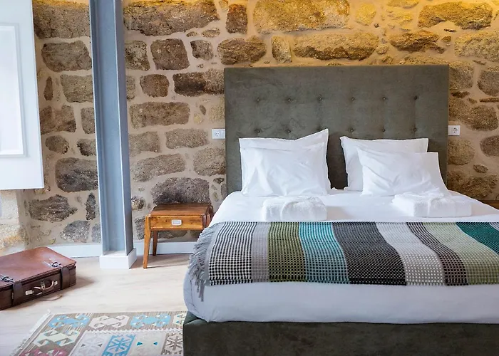 Casa Da Ana Boutique לינה וארוחת בוקר ברסלוס