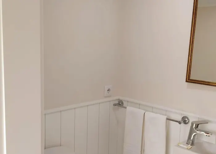 Casa Da Ana Boutique לינה וארוחת בוקר ברסלוס