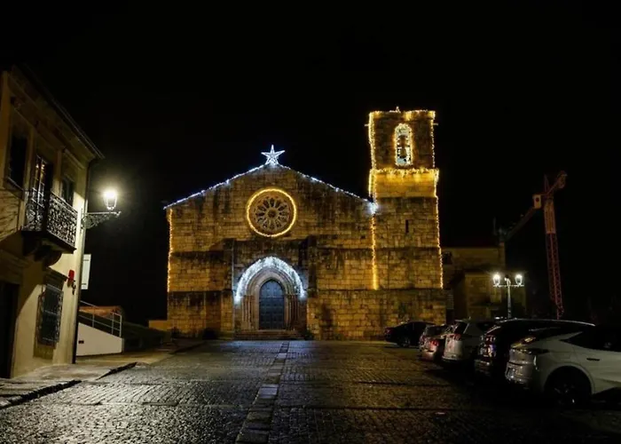 Casa Da Ana Boutique לינה וארוחת בוקר